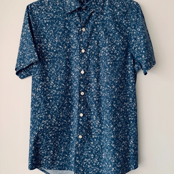Men's Blue Floral Casual Button Down Shirt - Picture 1 of 2